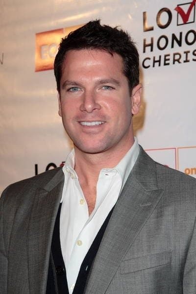 تصویر هنرمند Thomas Roberts