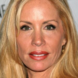 تصویر هنرمند Tane McClure