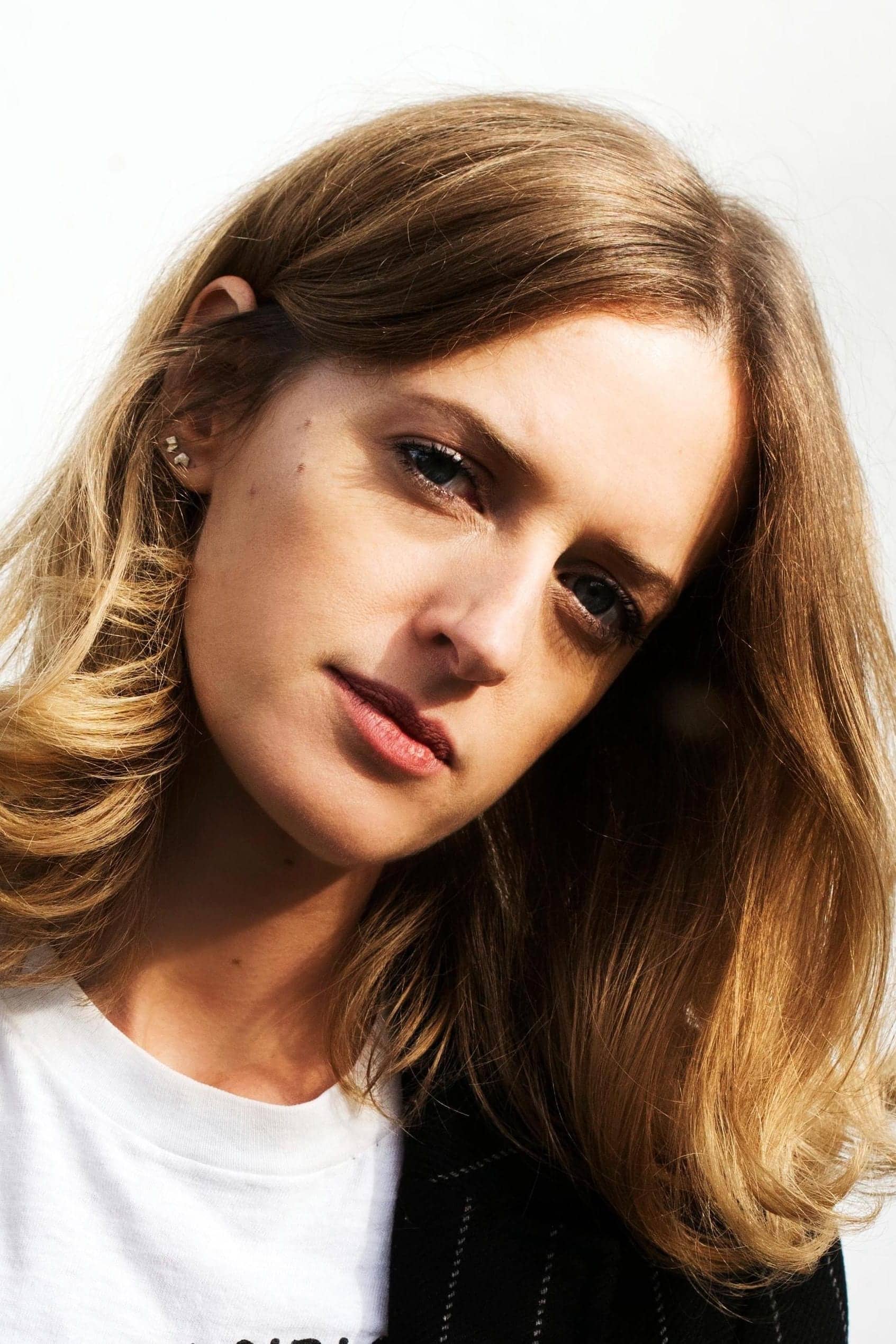 تصویر هنرمند Isobel Waller-Bridge