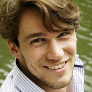 تصویر هنرمند Tristan Robin