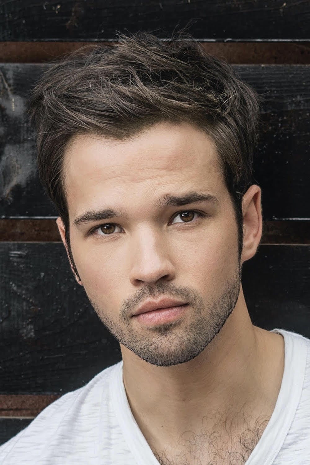 تصویر هنرمند Nathan Kress