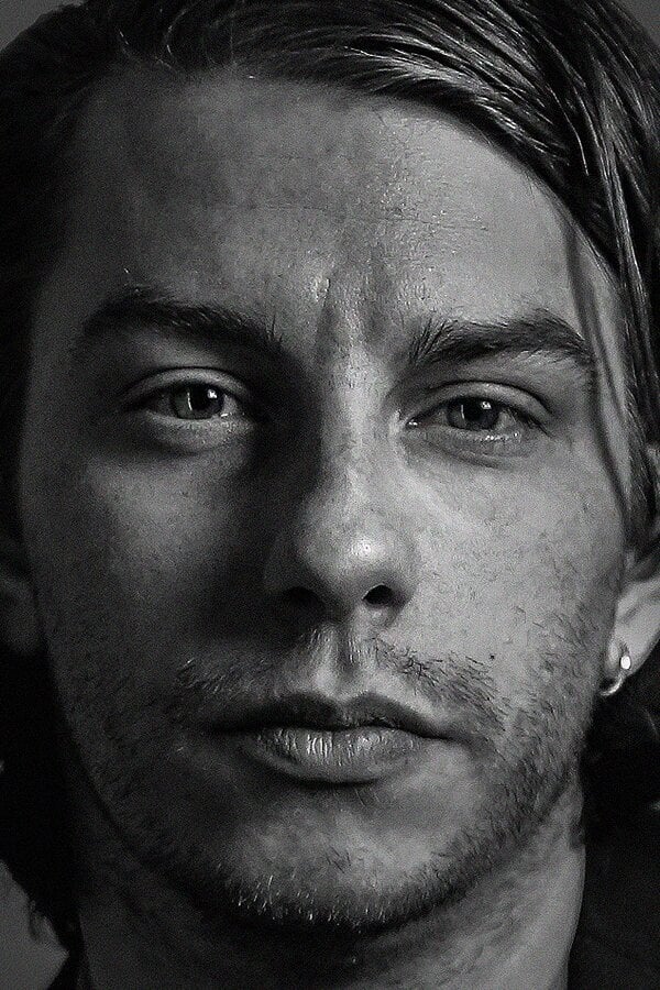 تصویر هنرمند Nicholas Ashe Bateman