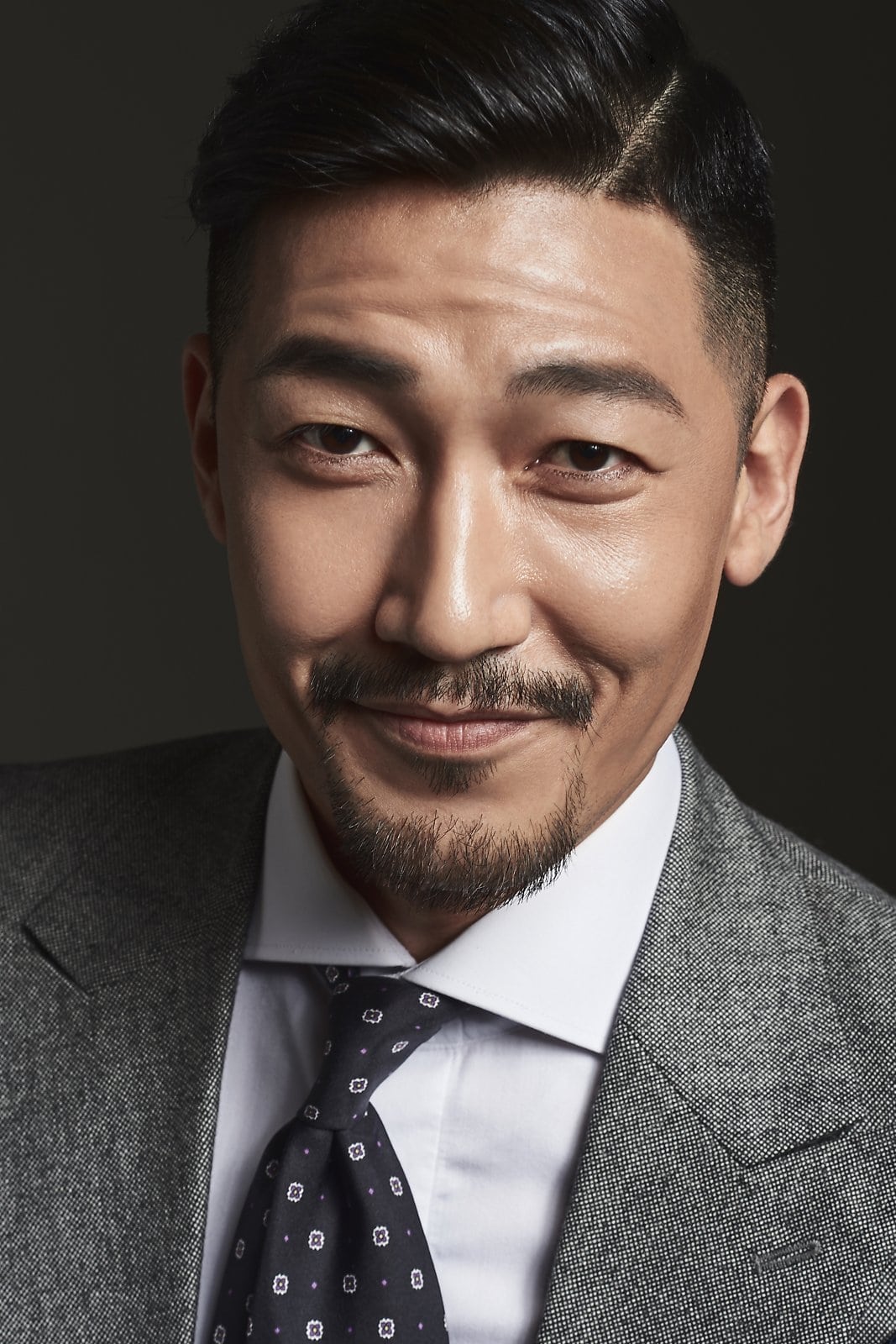 تصویر هنرمند Kong Jeong-hwan