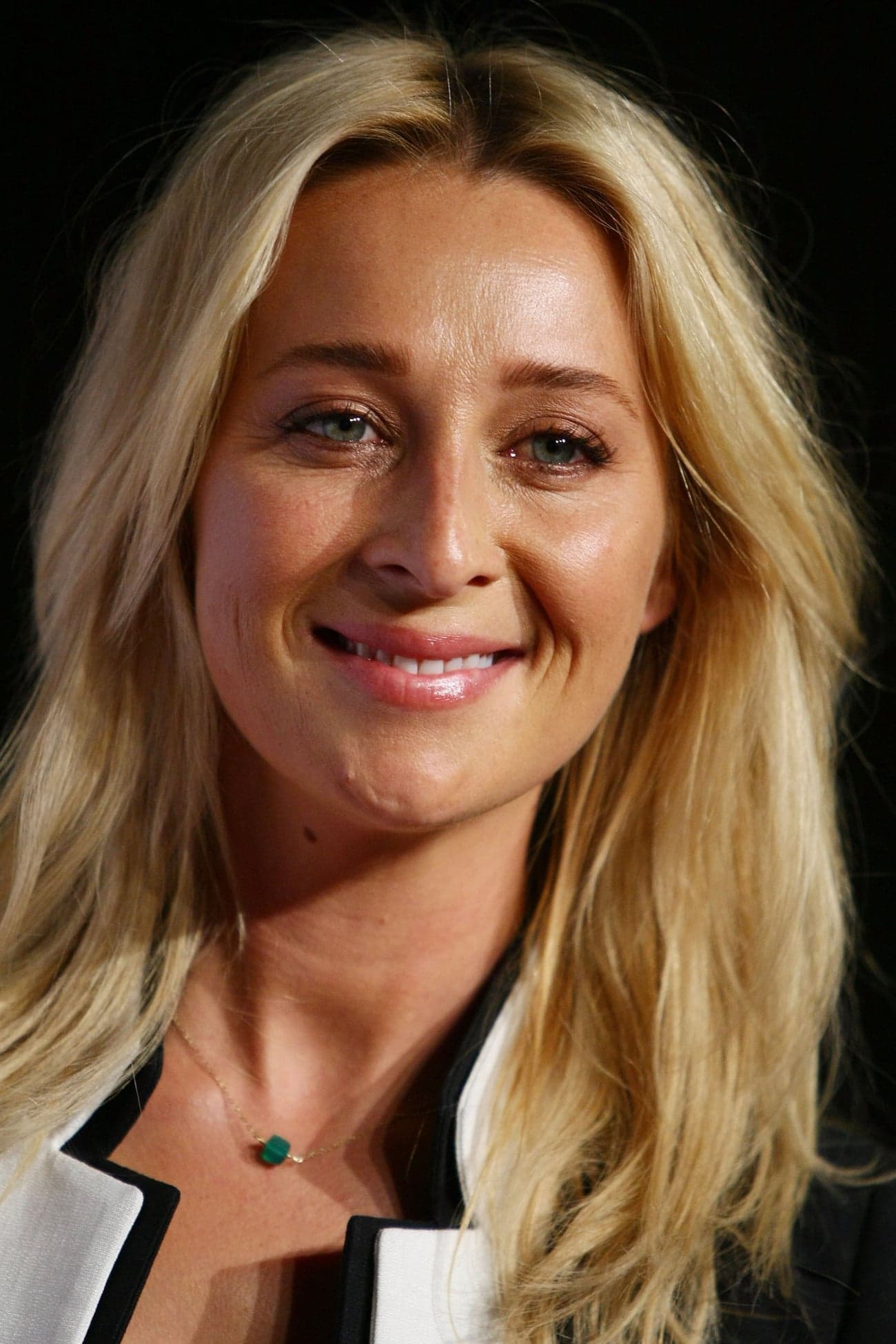 تصویر هنرمند Asher Keddie