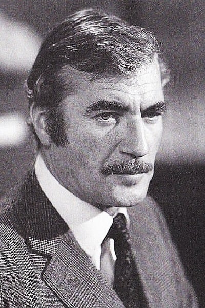 تصویر هنرمند Nigel Davenport