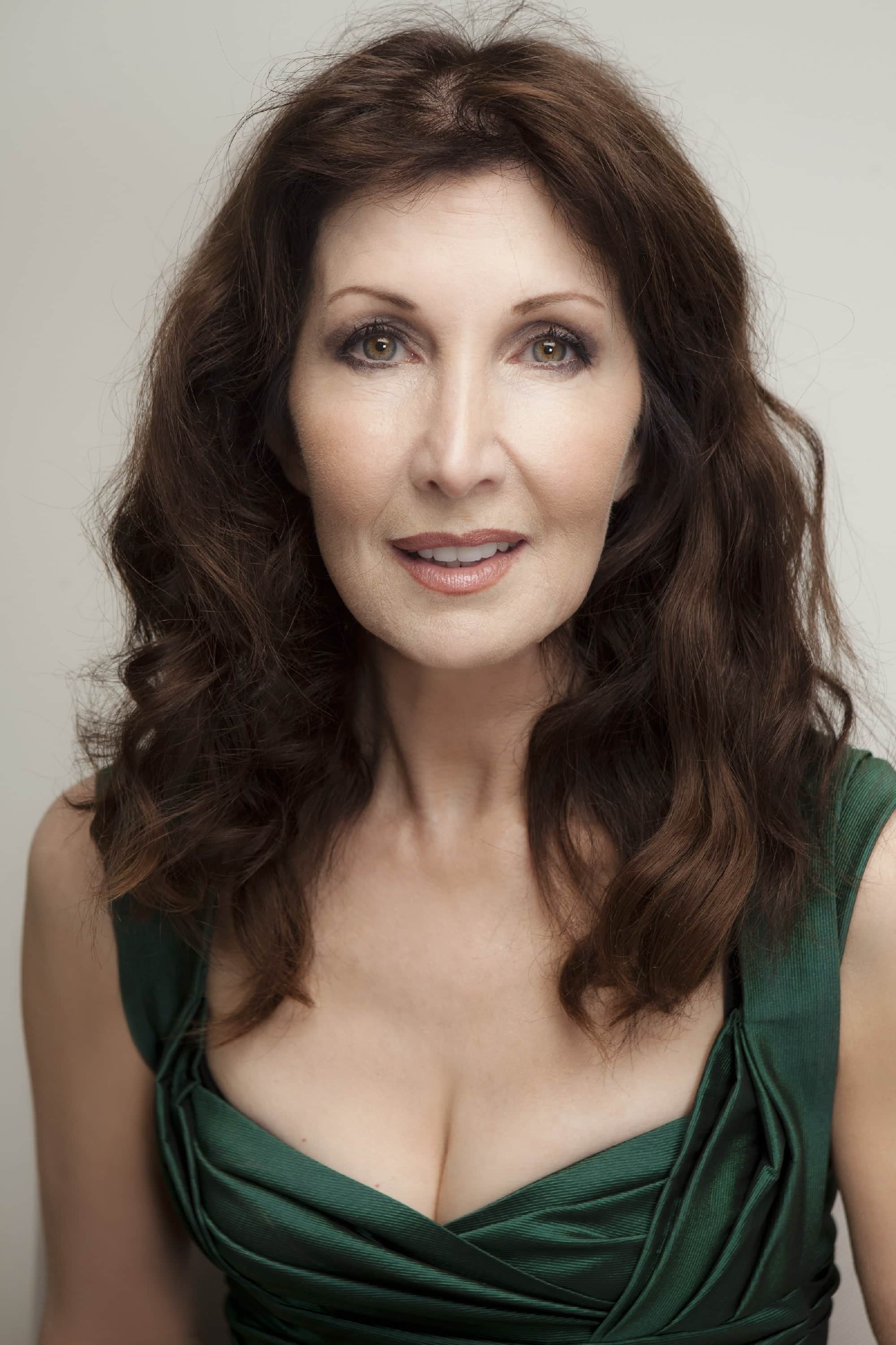 تصویر هنرمند Joanna Gleason
