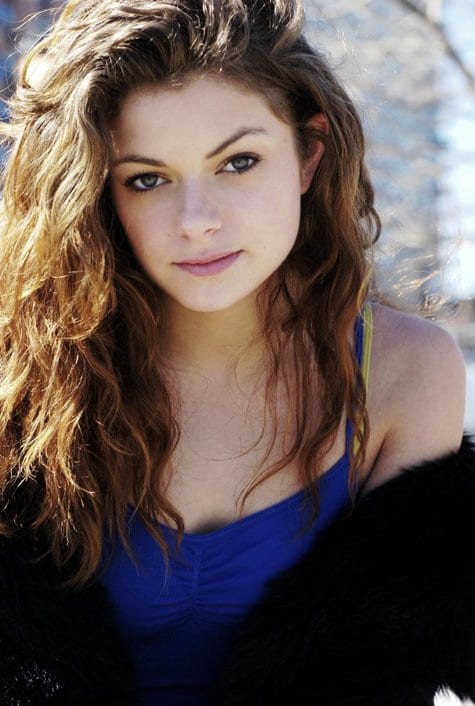 تصویر هنرمند Izzie Steele