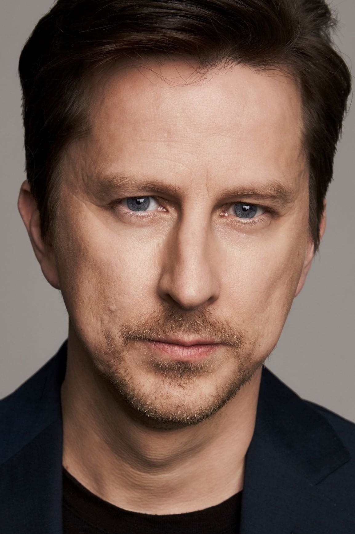 تصویر هنرمند Lee Ingleby