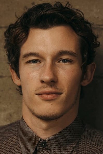 تصویر هنرمند Callum Turner