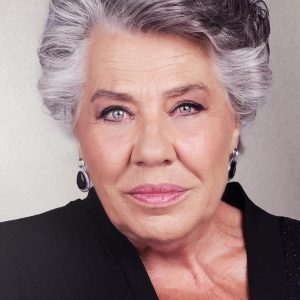 تصویر هنرمند Işıl Yücesoy