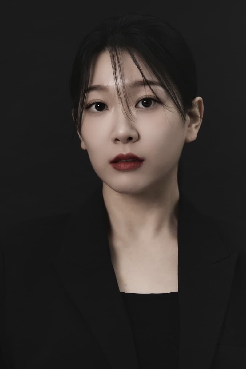 تصویر هنرمند Jang Yoon-jeong
