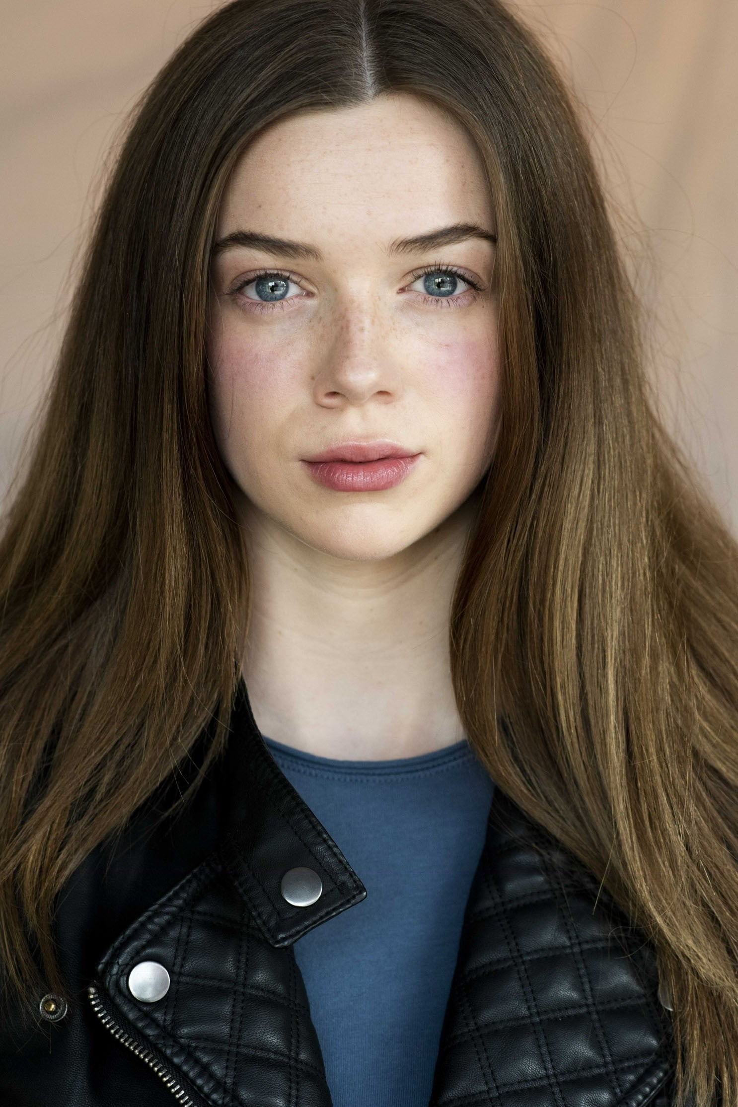 تصویر هنرمند Megan Best