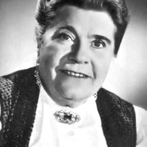 تصویر هنرمند Annie Rosar