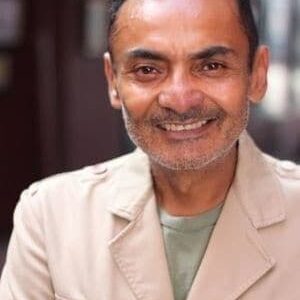 تصویر هنرمند Carlos Linares