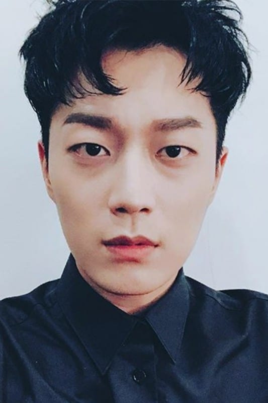 تصویر هنرمند Yoon Doo-joon