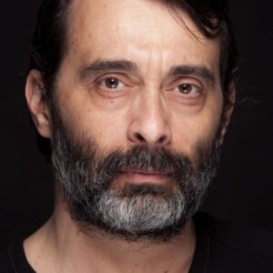 تصویر هنرمند Arif Pişkin