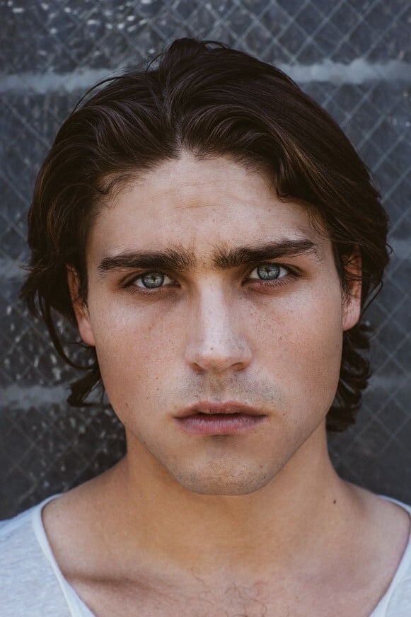 تصویر هنرمند Logan Huffman