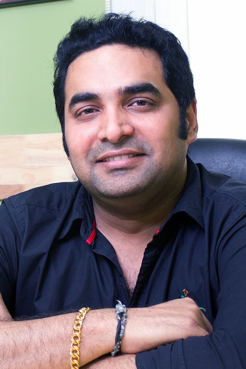 تصویر هنرمند Gopi Sundar