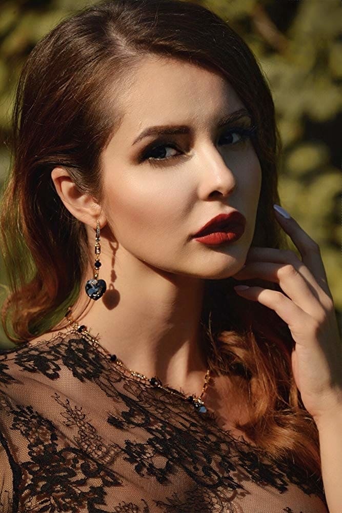 تصویر هنرمند Natalya Nikolaeva
