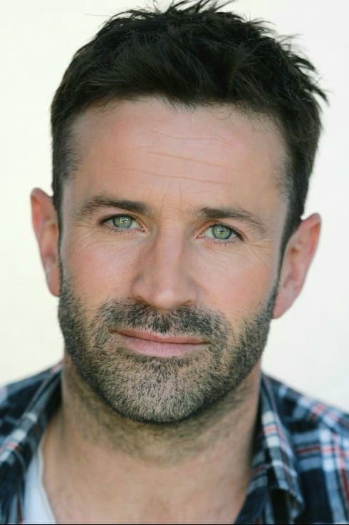 تصویر هنرمند Adam Fergus