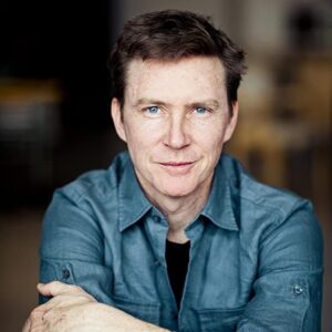 تصویر هنرمند Julian Casey