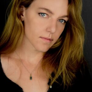 تصویر هنرمند Kerry Cahill