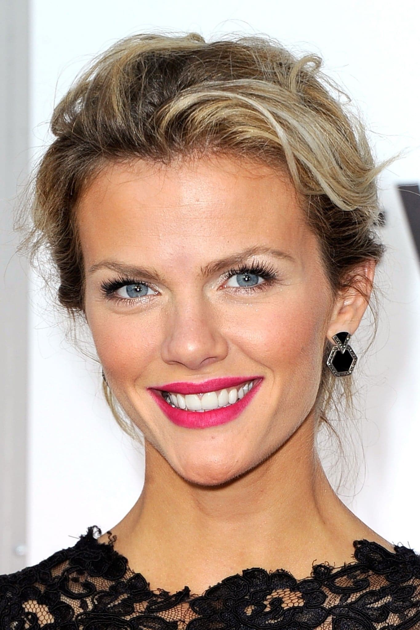 تصویر هنرمند Brooklyn Decker