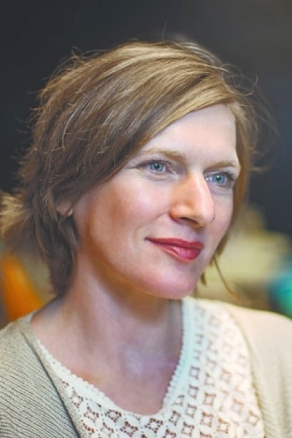 تصویر هنرمند Zsófia Szamosi