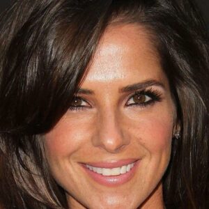 تصویر هنرمند Kelly Monaco