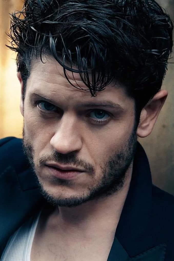 تصویر هنرمند Iwan Rheon
