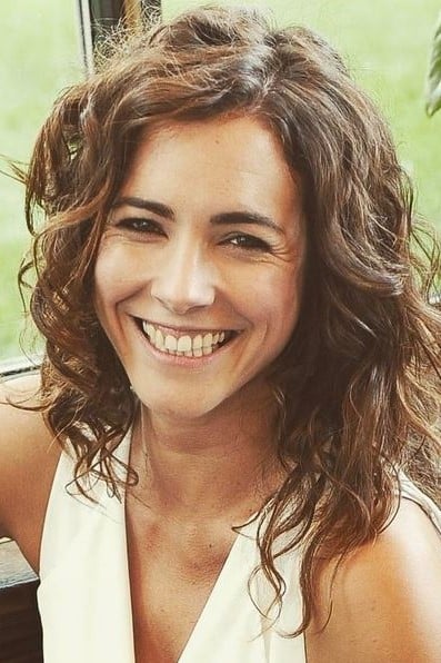 تصویر هنرمند María Cotiello