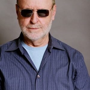 تصویر هنرمند Raynold Gideon