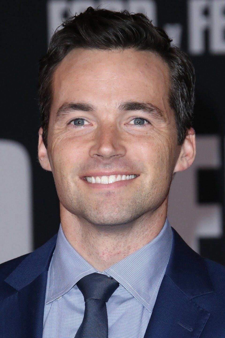 تصویر هنرمند Ian Harding