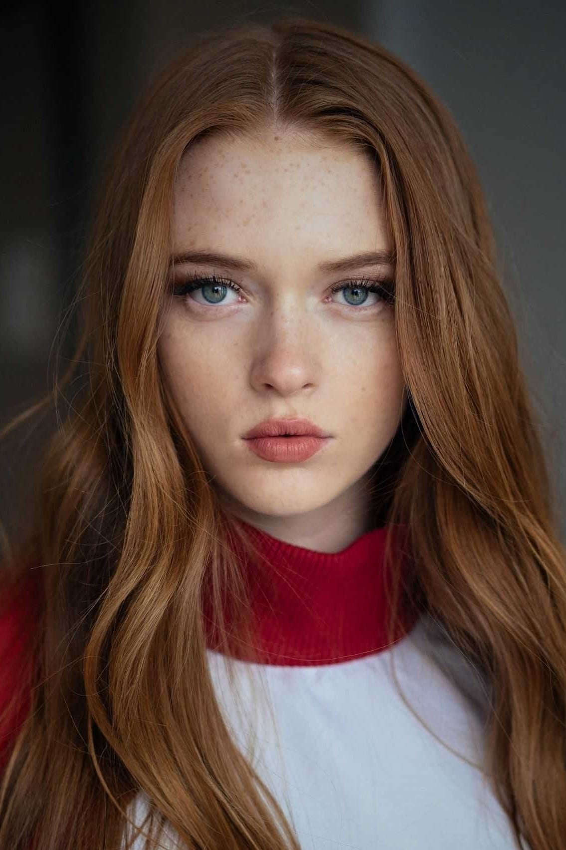تصویر هنرمند Larsen Thompson