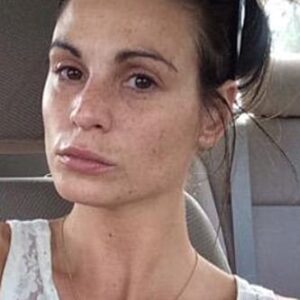 تصویر هنرمند Nicole Dubos