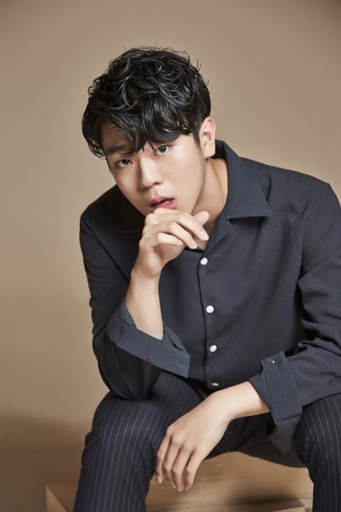 تصویر هنرمند Kim Sang-woo