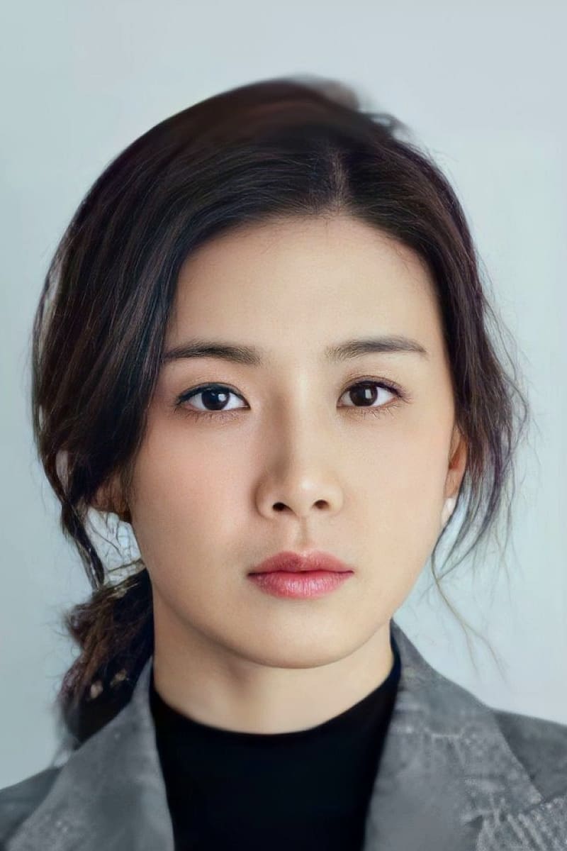 تصویر هنرمند Lee Bo-young