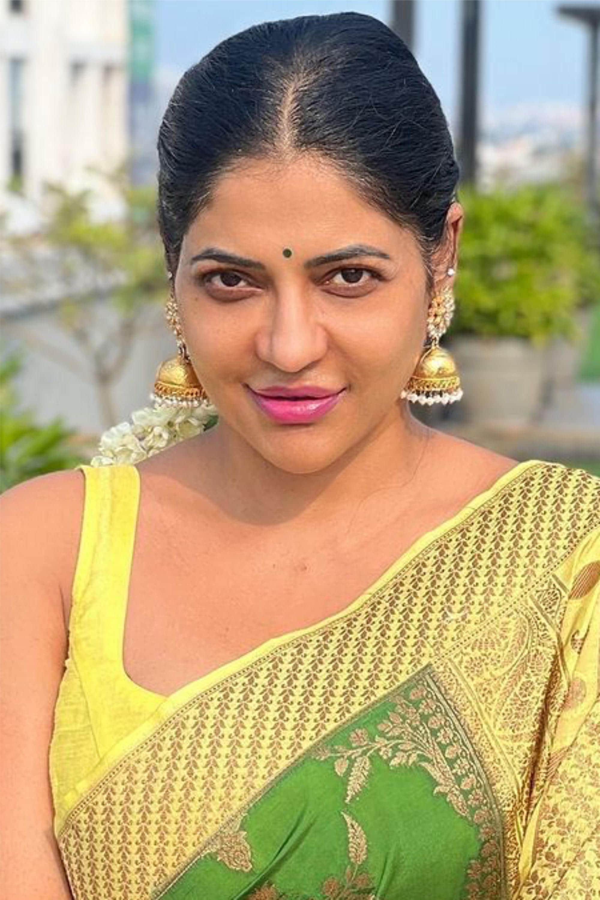 تصویر هنرمند Reshma Pasupuleti
