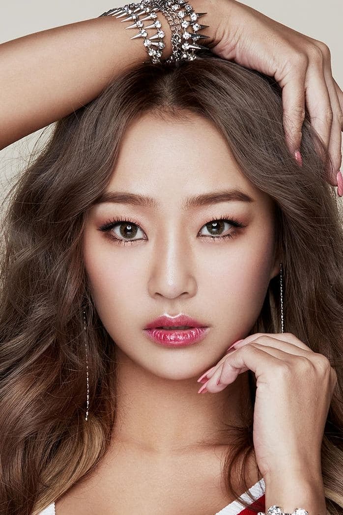 تصویر هنرمند Hyolyn