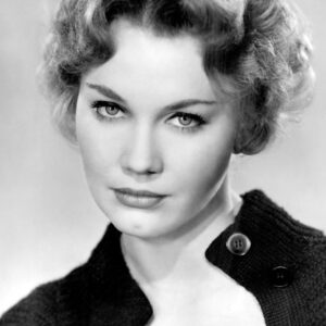 تصویر هنرمند Elizabeth MacRae