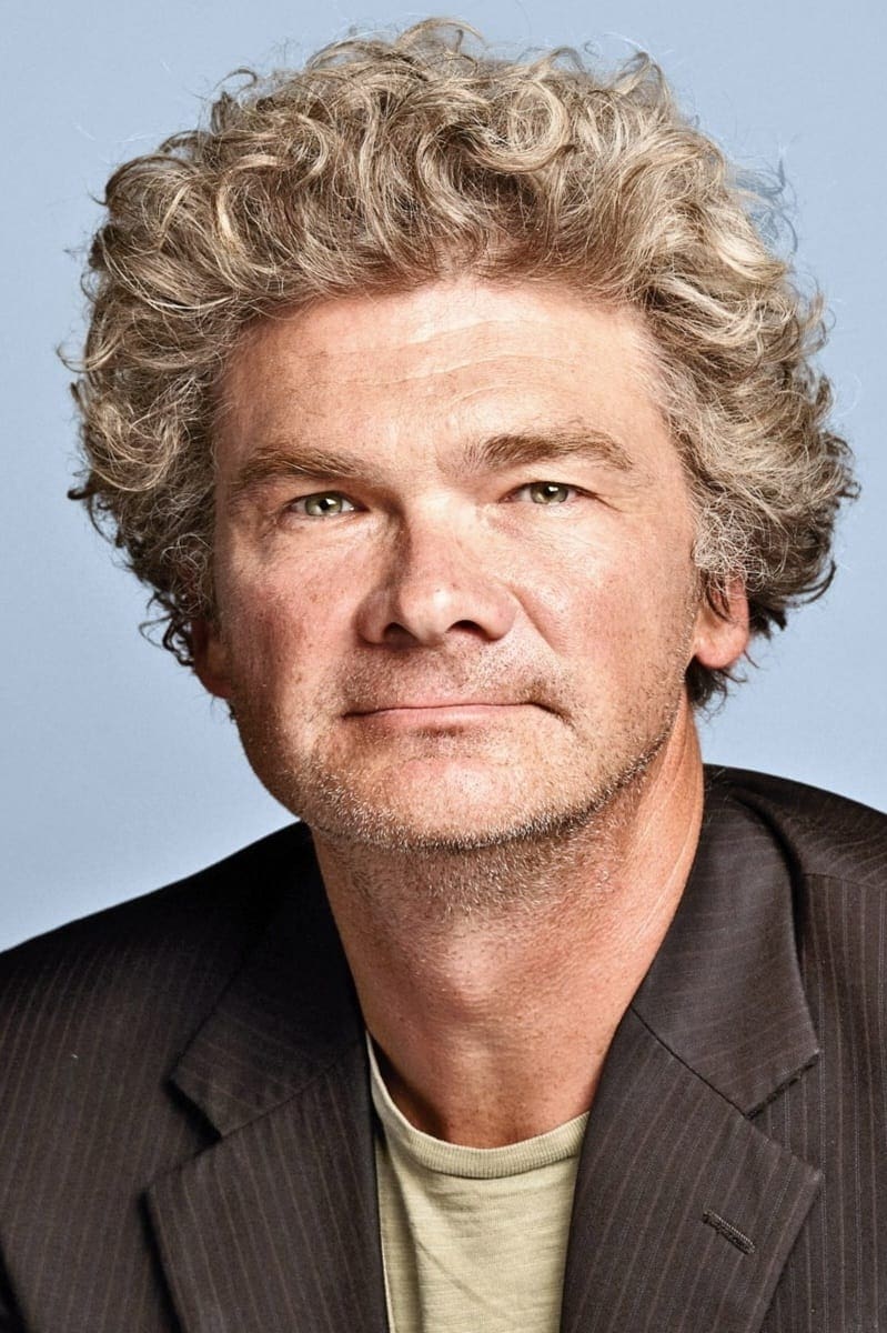 تصویر هنرمند Simon Farnaby