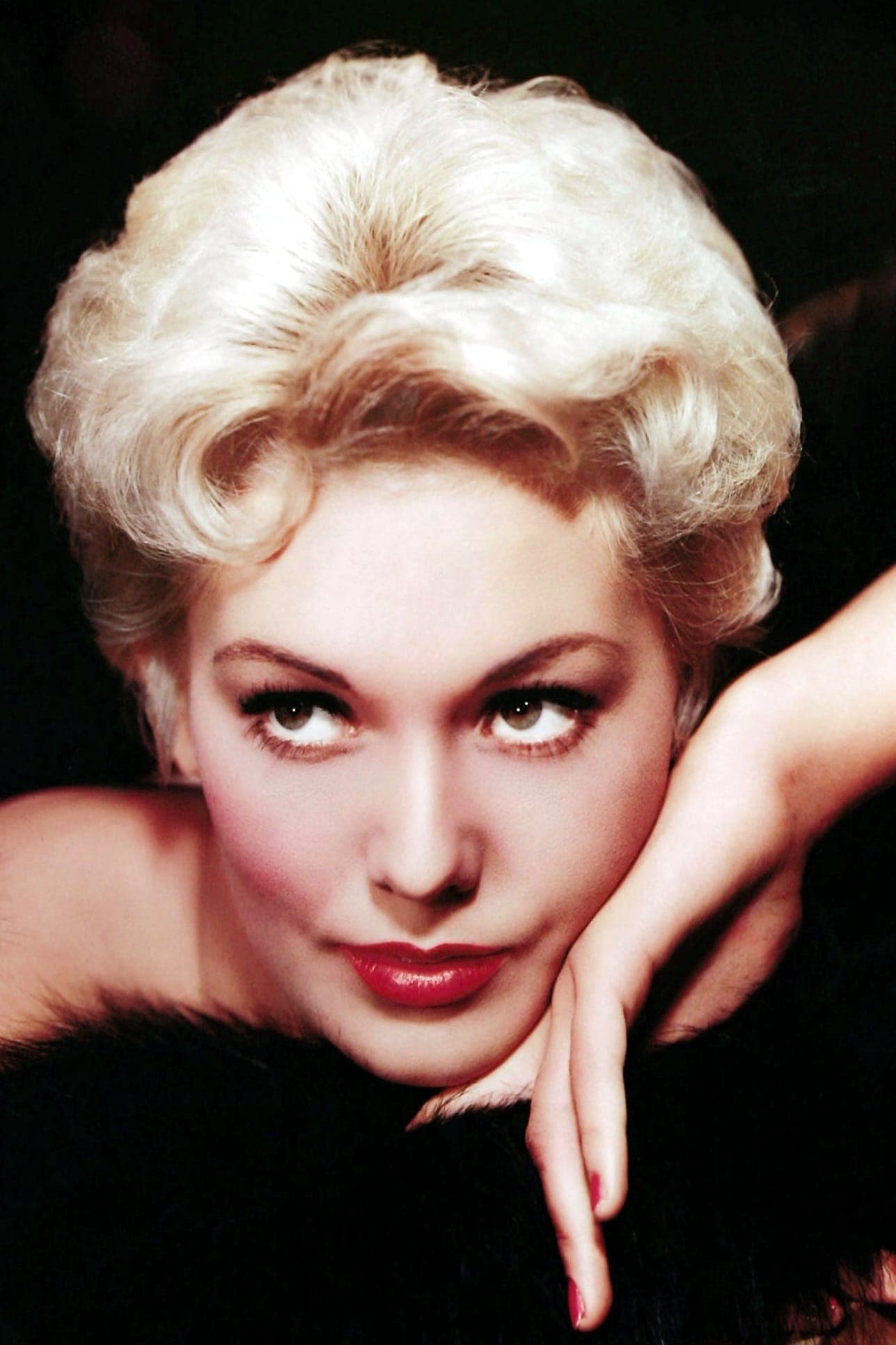 تصویر هنرمند Kim Novak