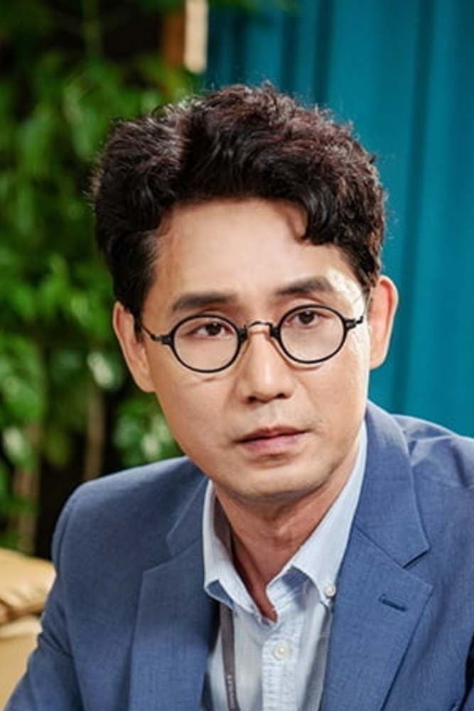 تصویر هنرمند Kim Yong-hee