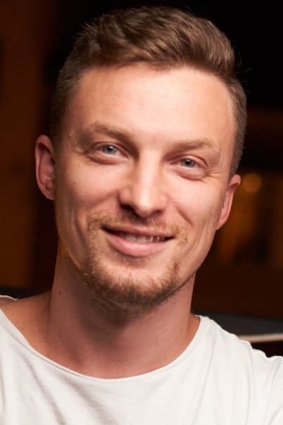 تصویر هنرمند Oleksandr Chornyi