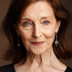 تصویر هنرمند Stella McCusker