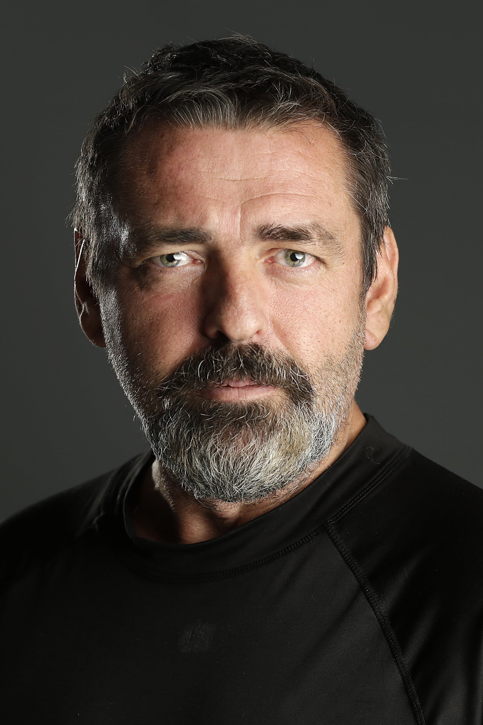 تصویر هنرمند Angus Macfadyen
