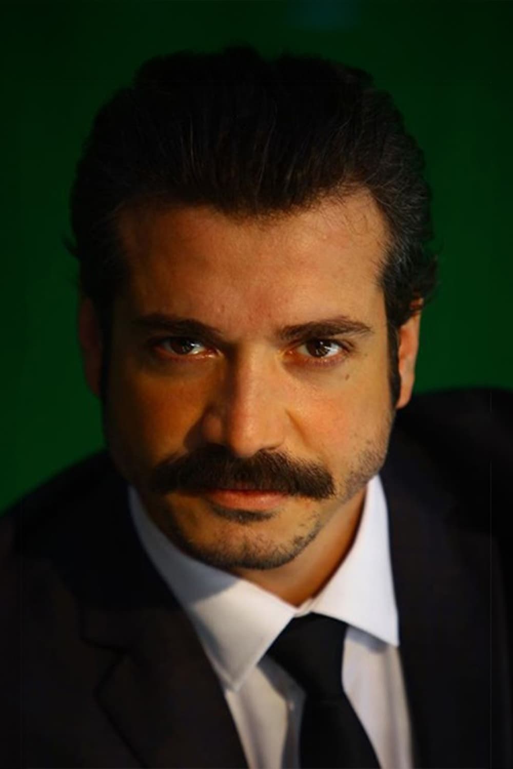 تصویر هنرمند Cahit Gök