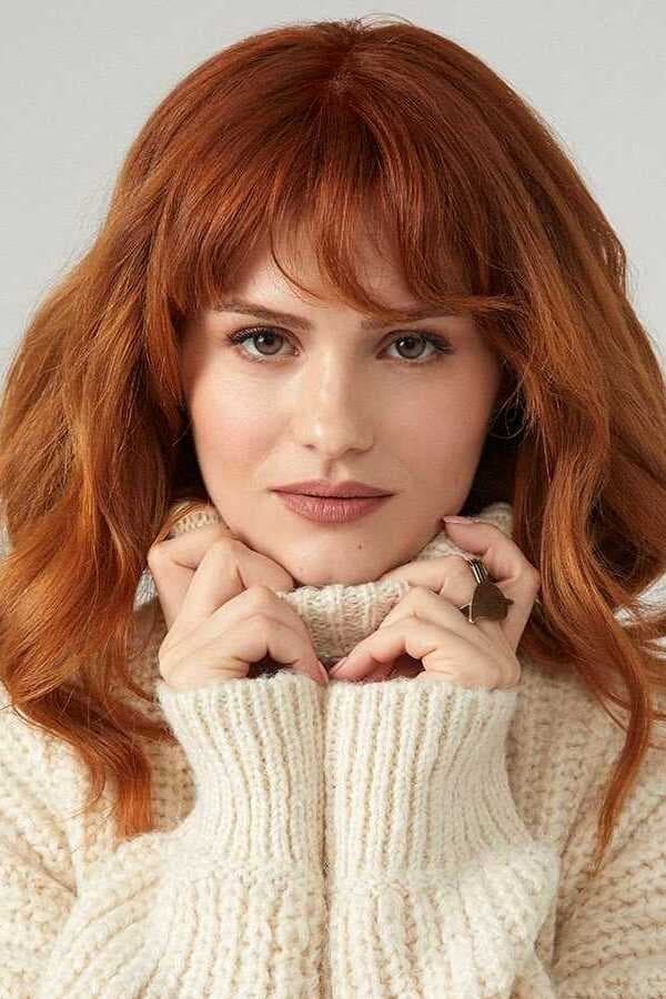 تصویر هنرمند Burcu Cavrar