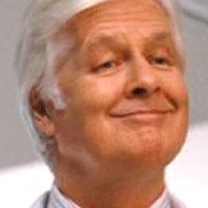 تصویر هنرمند T.R. Bowen