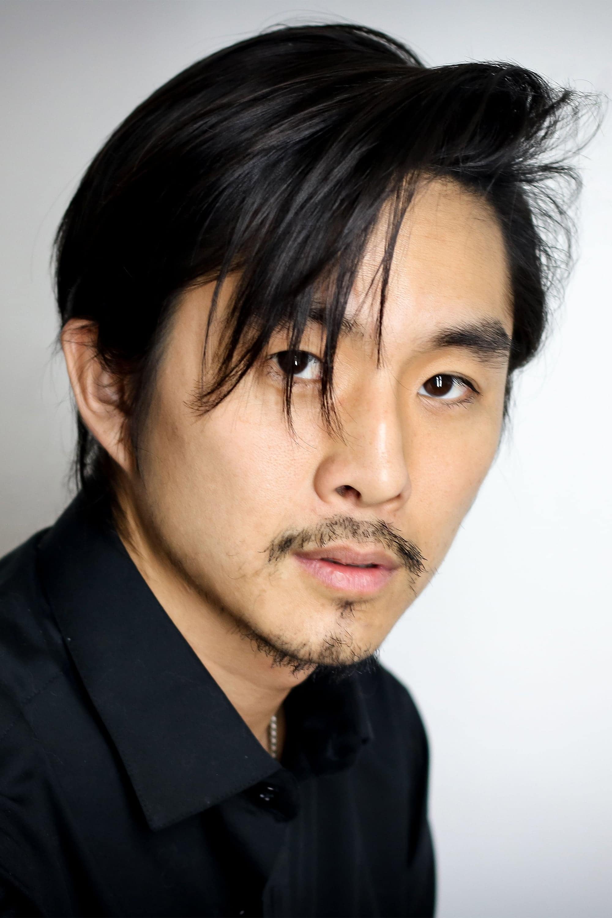 تصویر هنرمند Justin Chon